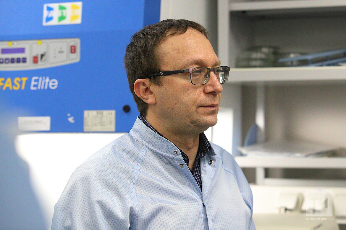 Альберт Ризванов: «Новый подштамм – результат любовной связи двух других подвидов „омикрона“ BA.2». Фото: © Михаил Захаров / «Татар-информ»