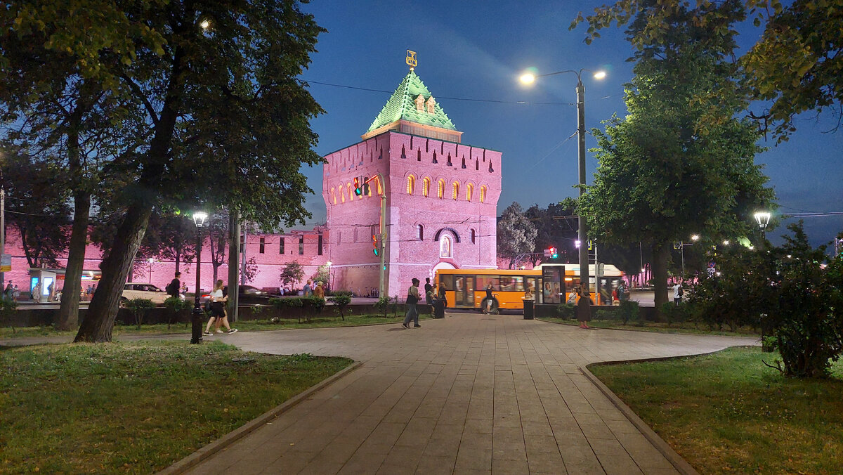 Моя родина - Нижний Новгород. Прекрасный город! Но... Климат Гродно мне нравится больше.