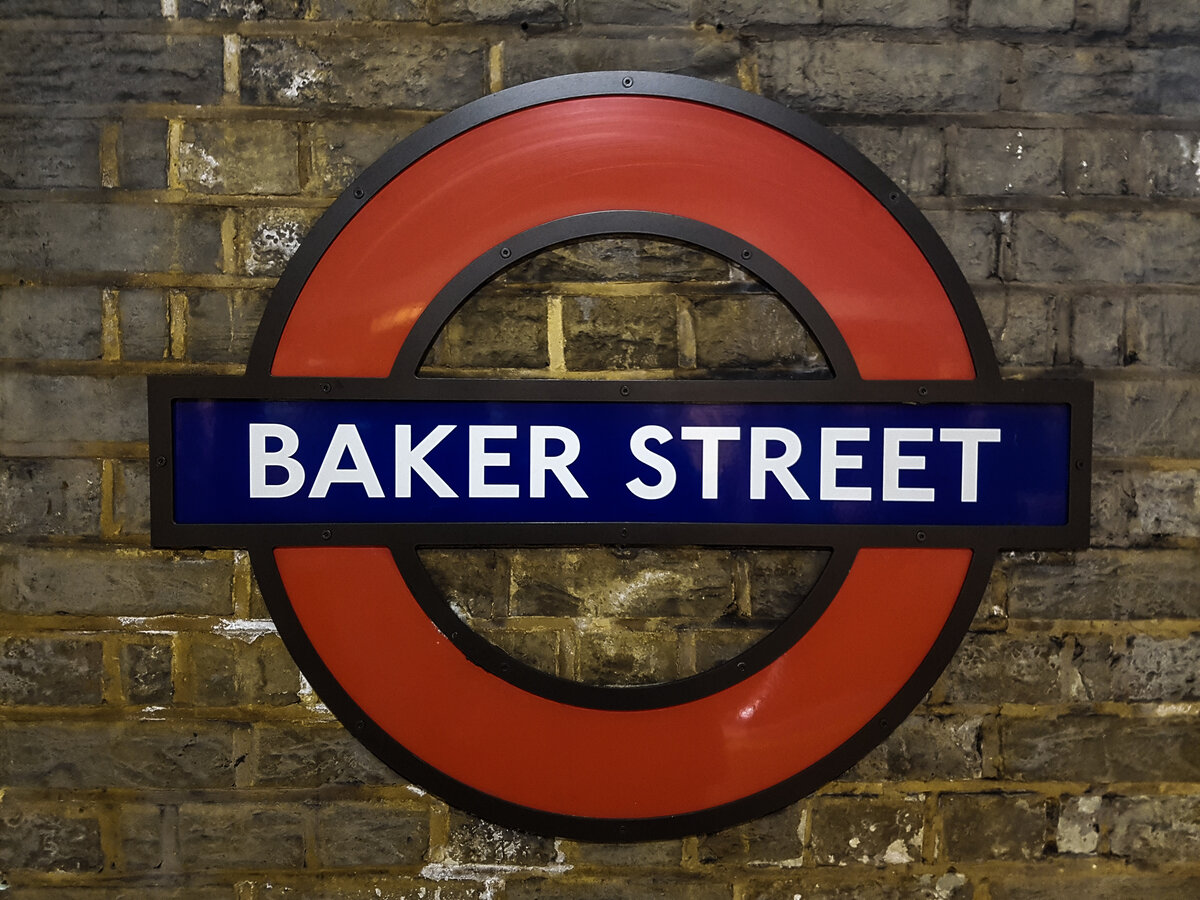 Вывеска Бейкер стрит. Baker Street табличка. Бейкер стрит 221 б. Бейкер стрит 221 б на карте.