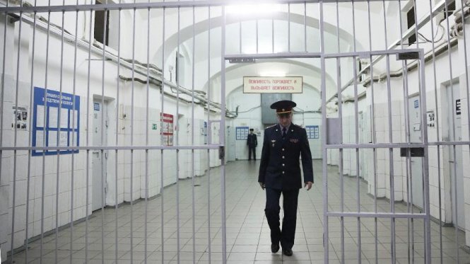 Один день в следственном изоляторе будет засчитываться за полтора дня в колонии