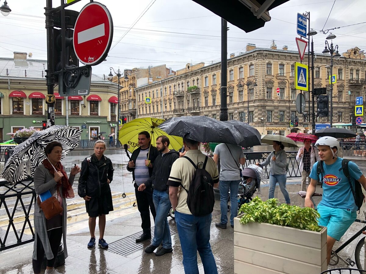 Девушка санкт петербург вызвать