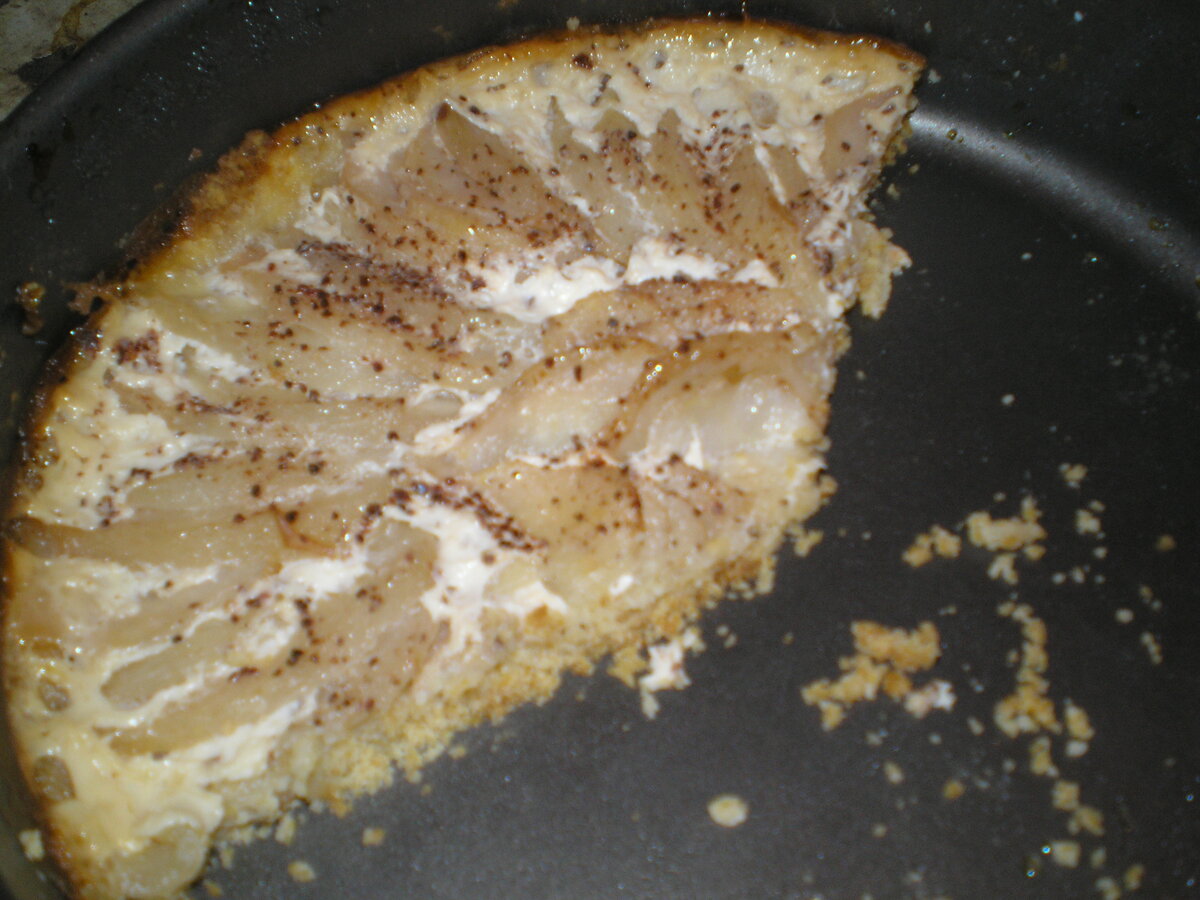 А кто крошки оставил? ))