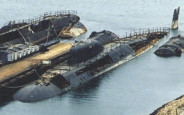 АПЛ К-314 в отстое в бухте Павловского.