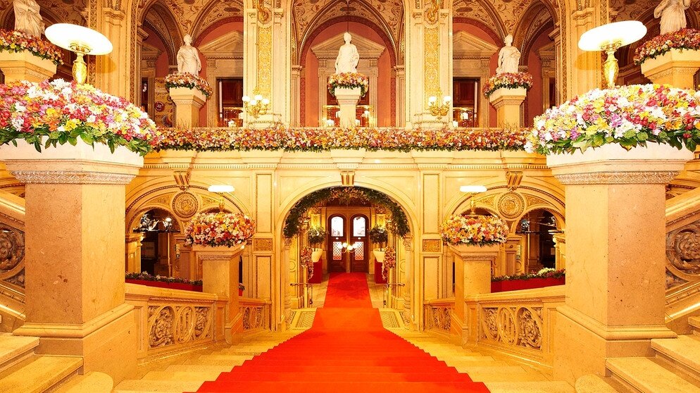 Источник фото: © Wiener Staatsoper GmbH / Michael Pöhn