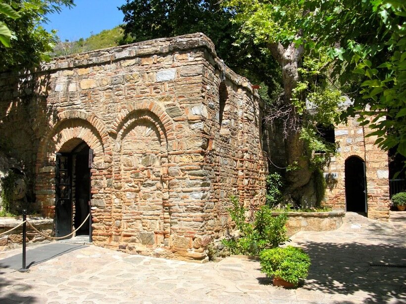 Дом Пресвятой Девы Марии. Источник фото: holidayrepublics.com
