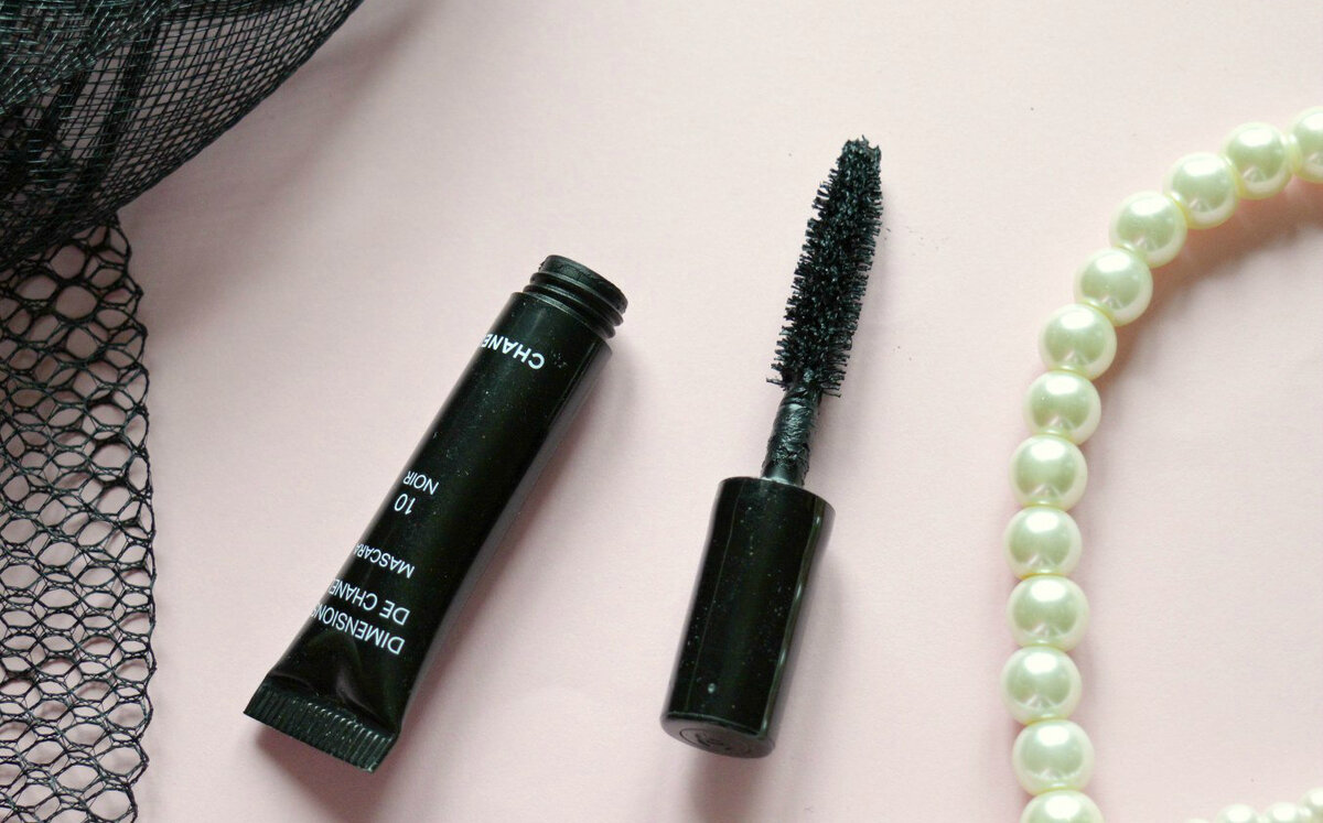 тушь черная DIMENSIONS DE CHANEL