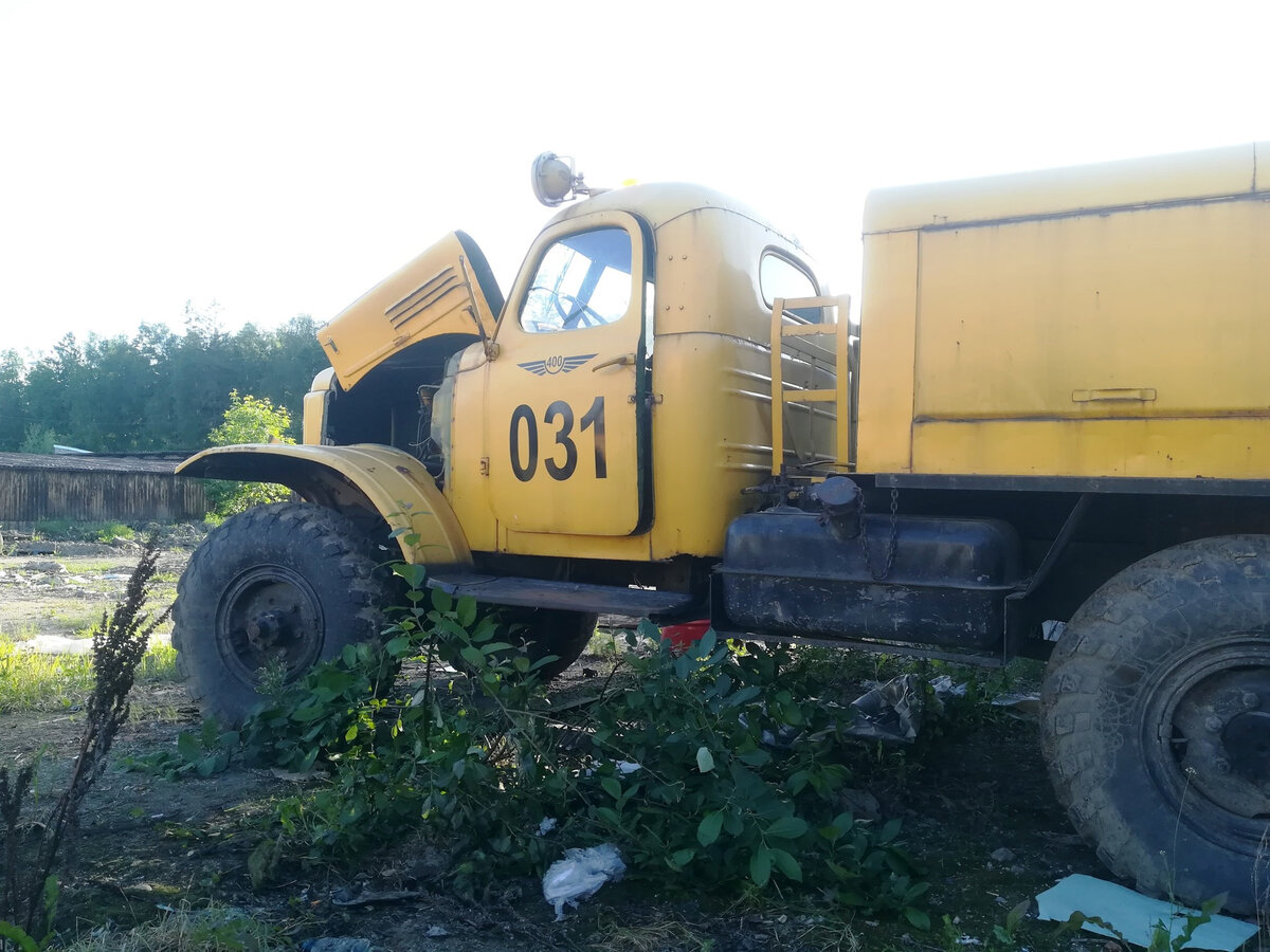 В аэропорту Внуково хотят отправить на металлолом редкий снегоочиститель  Д-470. Мы должны спасти его! | Все о грузовиках – Trucksplanet | Дзен