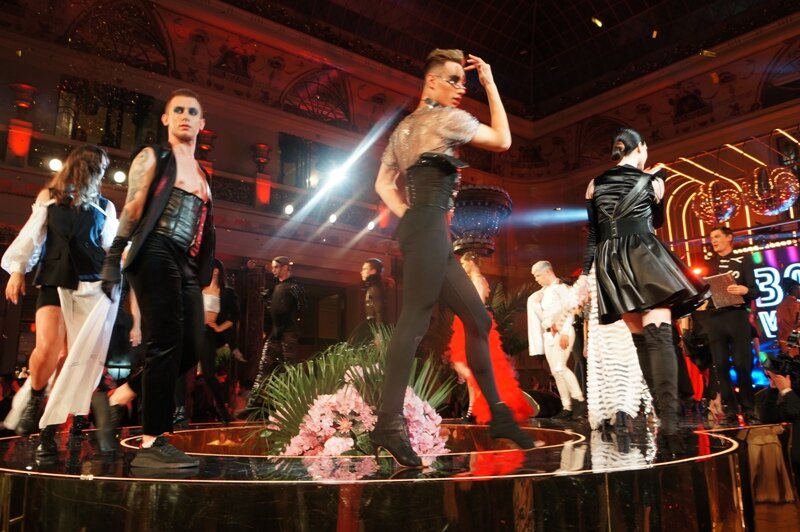 Стиль Runway танец Vogue