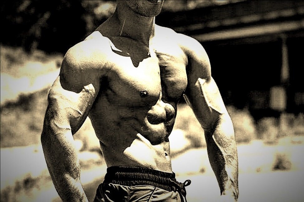 Мускулистое тело