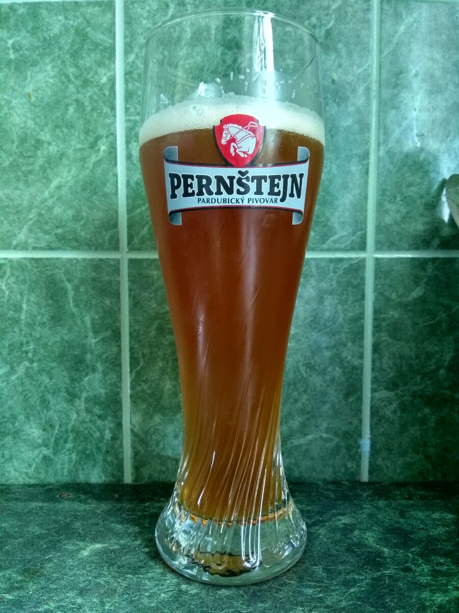 Этот бокал куплен в фирменном  баре Пардубицкого пивовара.