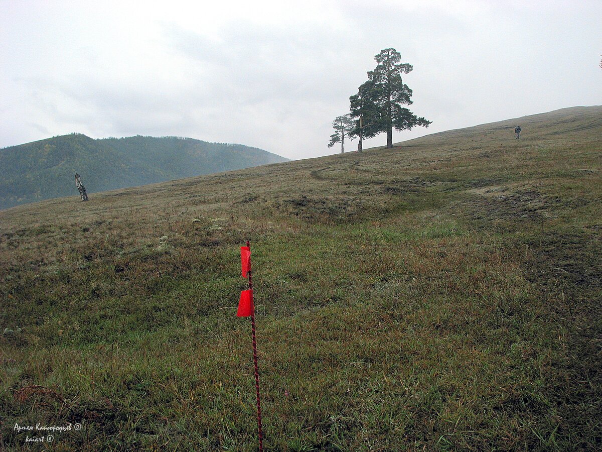 Начало подъема на хребет Крака у села Шигаево