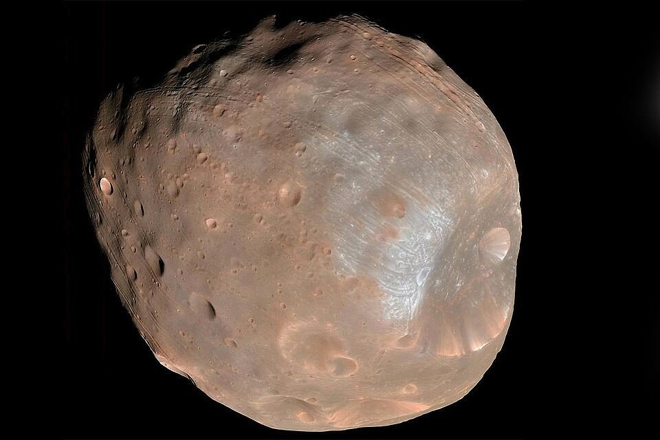 Снимок Фобоса, сделанный аппаратом Mars Reconnaissance Orbiter 23 марта 2008 года.