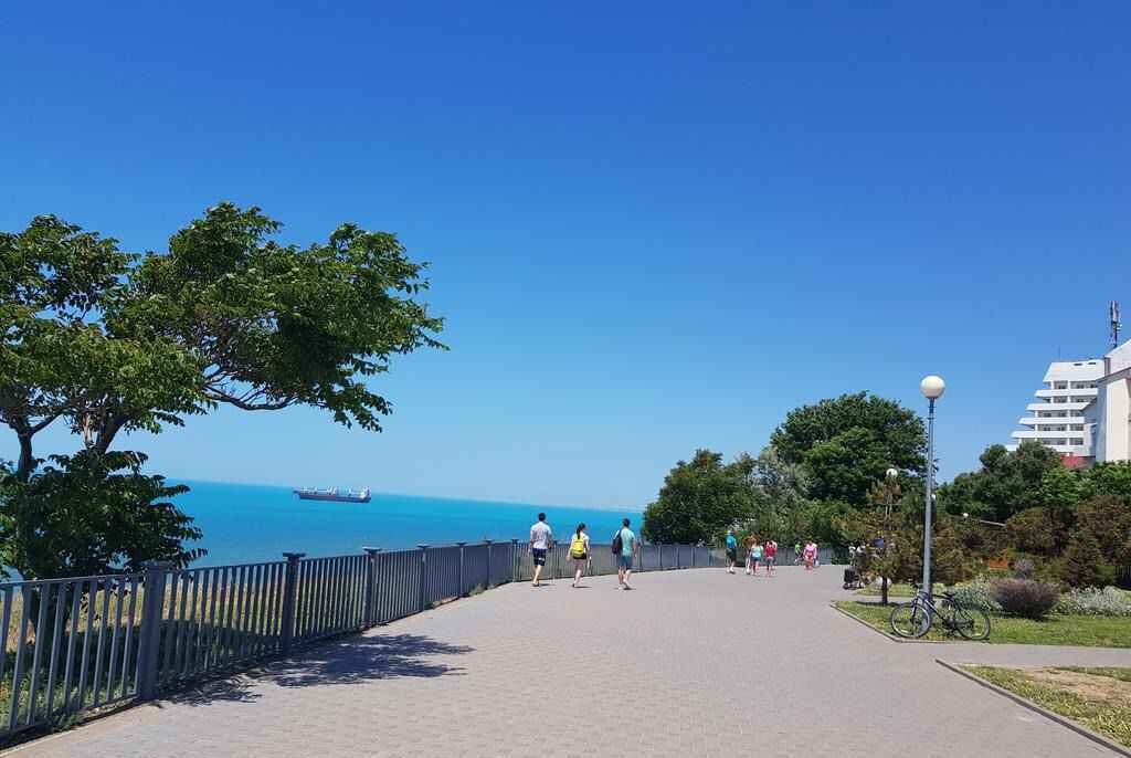 Вид у моря в анапе