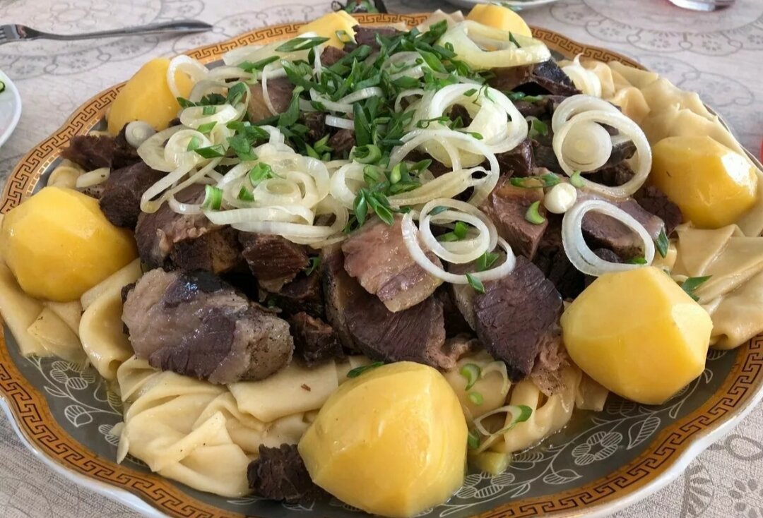 Фото из открытых источников Яндекс. Бешбармак