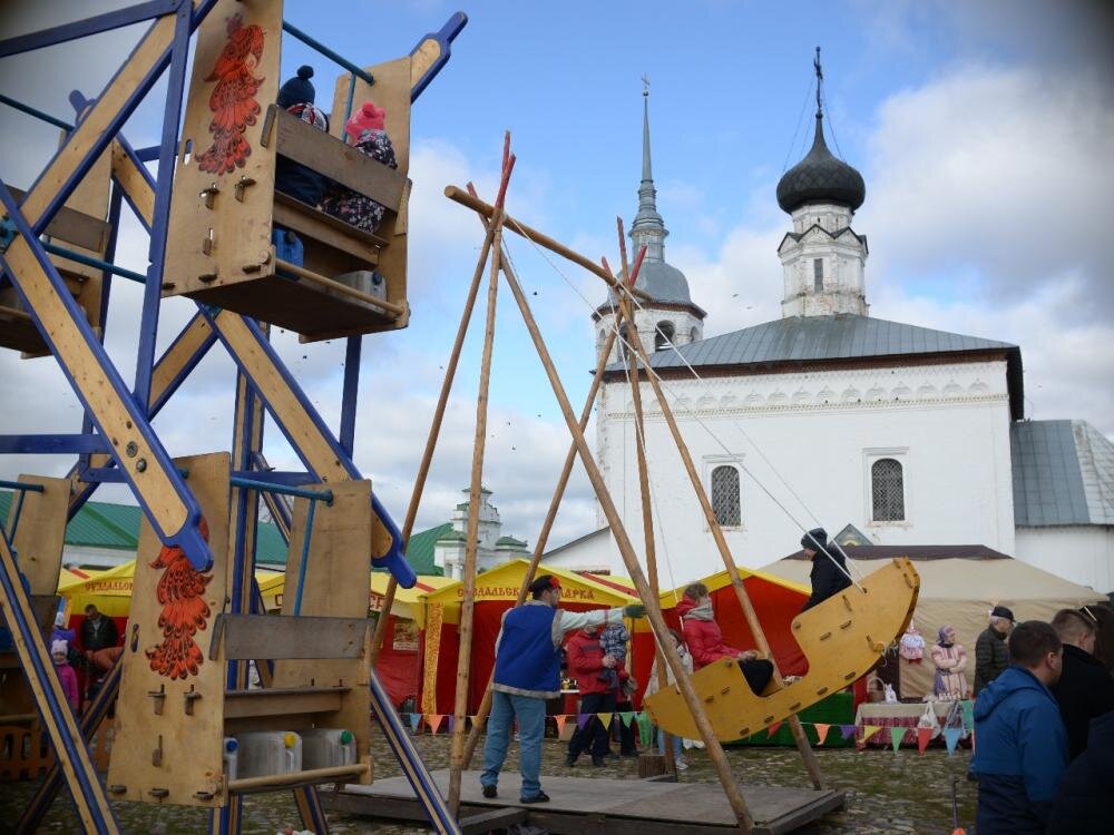 Площадь перед Торговыми рядами