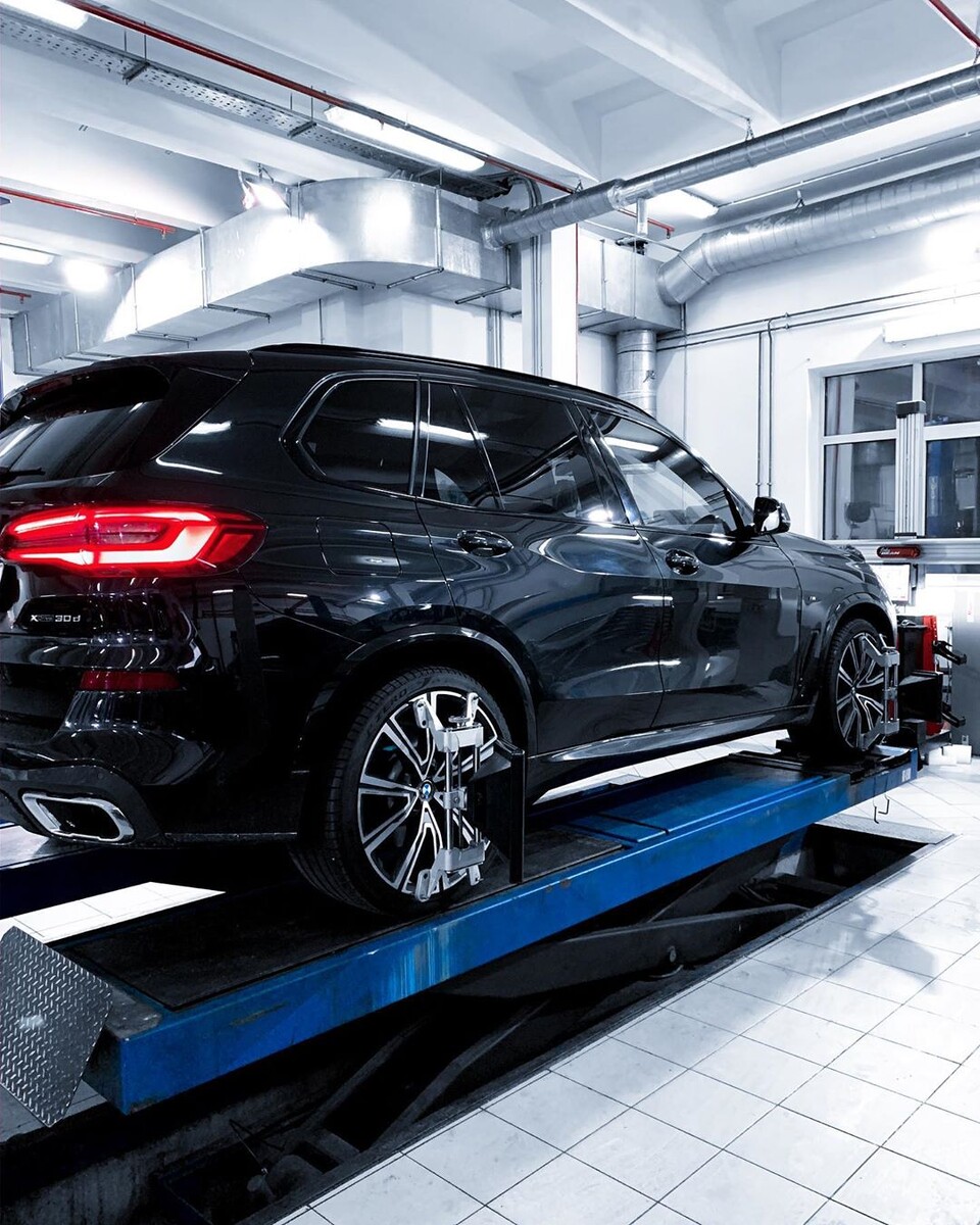 Сход-развал на BMW X5 (G05)