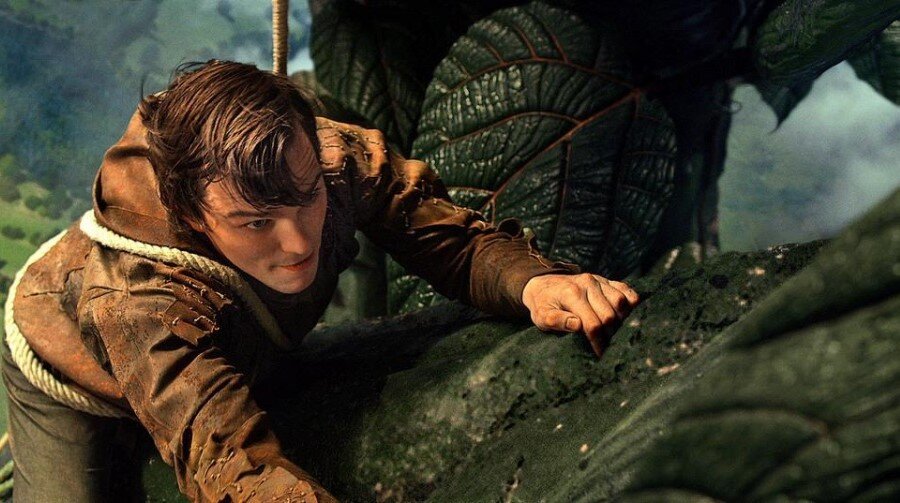 Николас Холт в роли Джека. Кадр из фильма "Джек — покоритель великанов". Изображение взято из свободных источников