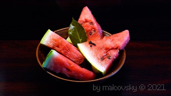 Маринованный арбуз пикантный