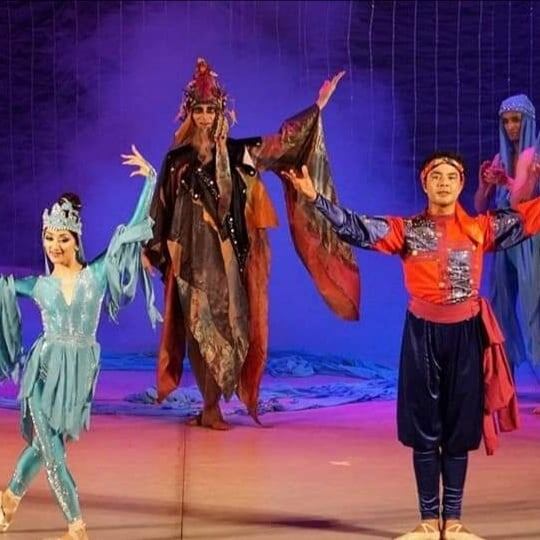  Фарангис Касымова, Мухаммад Азимзода. 

