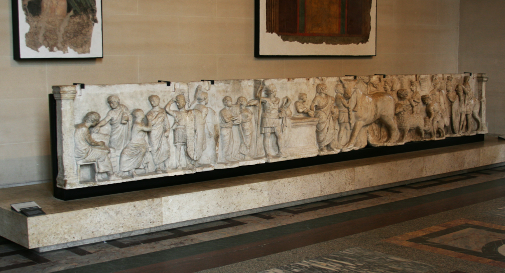 Рис. 2. Алтарь Домиция Агенобарба. Сцена ценза. Общий вид. Лувр. Париж