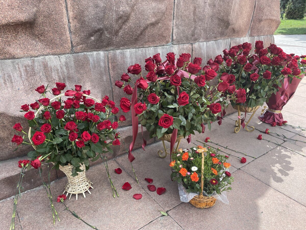 ÐÐµÐ½Ñ ÐÐ±Ð°Ñ: ÐºÐ°Ðº Ð² ÐÐ»Ð¼Ð°ÑÑ Ð¾ÑÐ¼ÐµÑÐ°ÑÑ Ð¿ÑÐ°Ð·Ð´Ð½Ð¸Ðº Ð²ÐµÐ»Ð¸ÐºÐ¾Ð³Ð¾ Ð¿Ð¾ÑÑÐ°