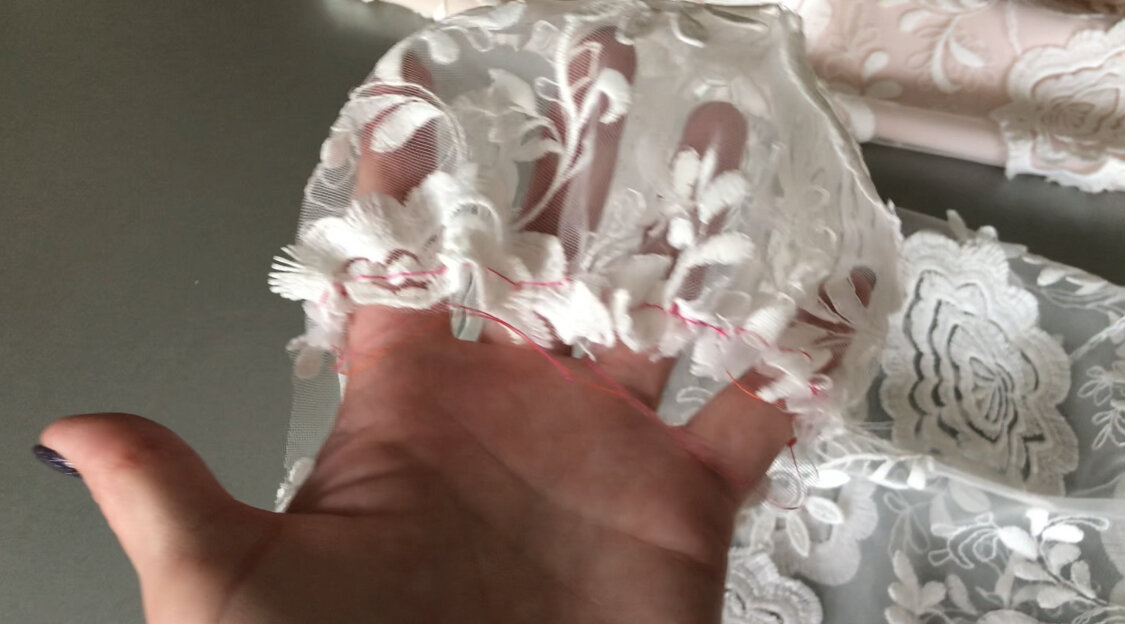 Всем привет! Спасибо, что заглянули на мой канал «Швея с опытом», меня зовут  Татьяна  Voits.