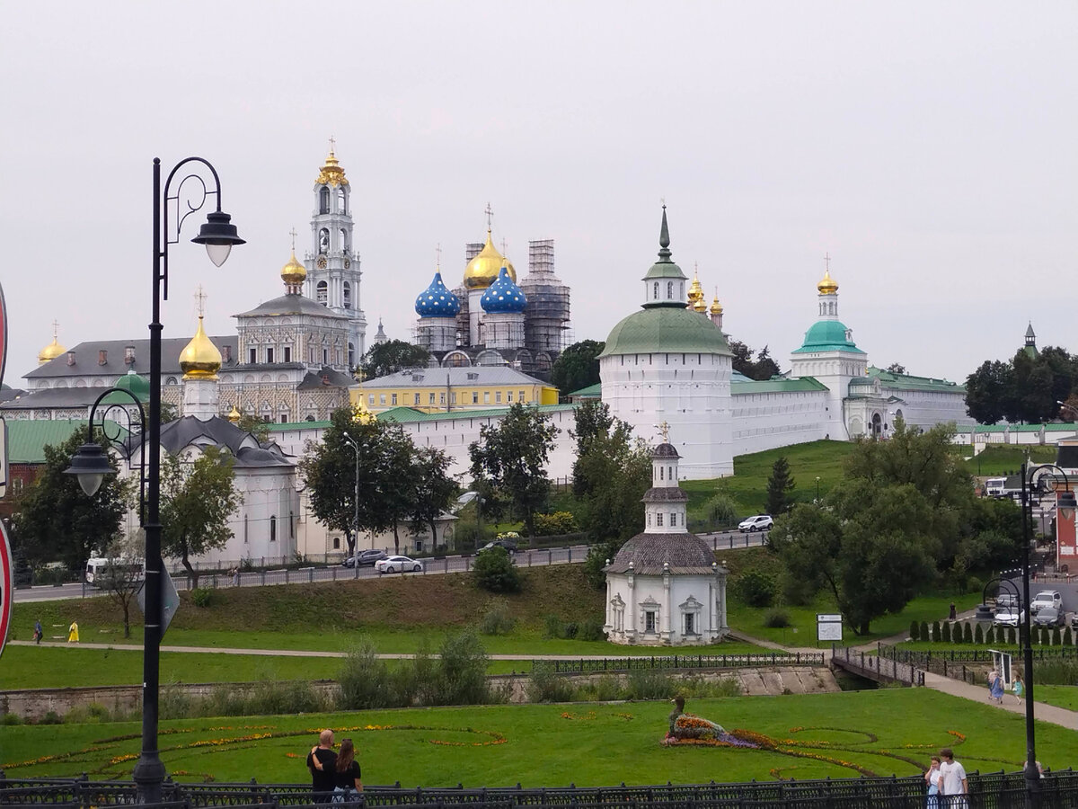 Троице сергиева лавра сегодня. Троице-Сергиева Лавра блинная гора. Сергиев Посад блинная гора смотровая площадка. Васнецова «Троице-Сергиева Лавра. Вид Троицы Сергиевой Лавры с блинной горы.