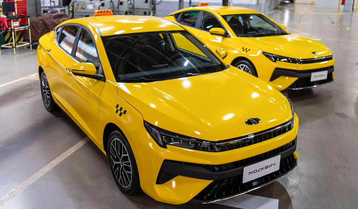    Интересно, что вместе с классическими модификациями, новинка сразу предложена в специальной версии для такси окрашенная в желтый цвет.   
 Левченко Максим