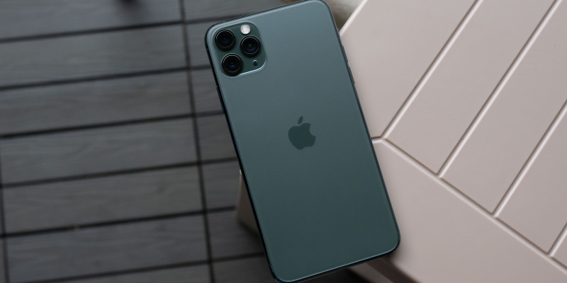 iPhone 11 pro max (4 место)