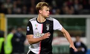 Маттейс Де Лигт