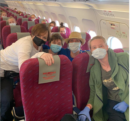 Сергаева Татьяна Владиславовна (тренер сборной в групповых упражнениях), Ирина Зеновка (постановщик упражнений сборной), Амина Зарипова (тренер Дарьи Трубниковой), тренер Виктория Аникина. фото из инстаграм аккаунта @aminazaripova 