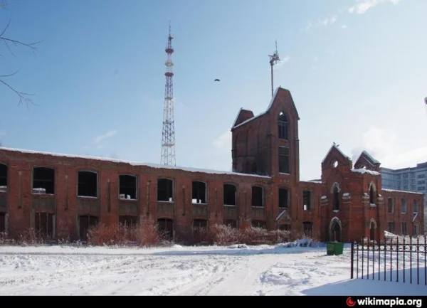    Здание бывшего общежития "Лукьяновка" до ремонта в городе Озеры Московской области