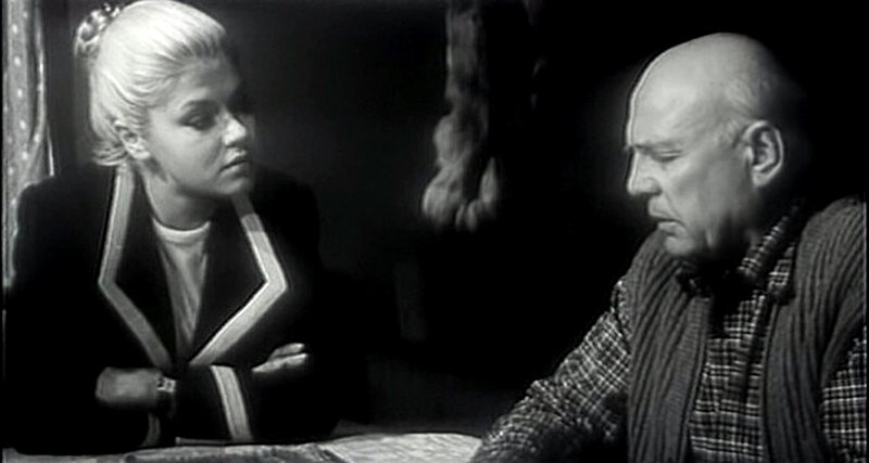 Кадр из фильма "Шах королеве бриллиантов" (1973)