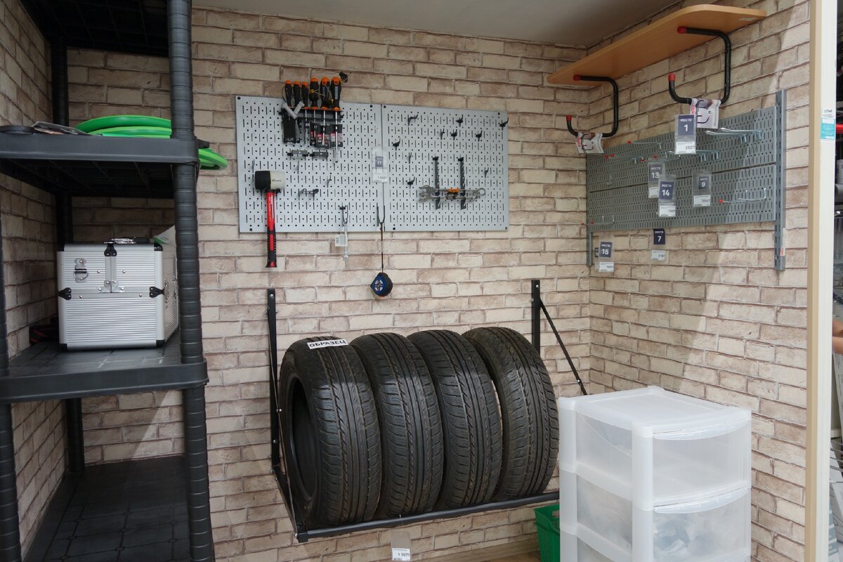 Кронштейн складной для автомобильных шин цена 1597 руб