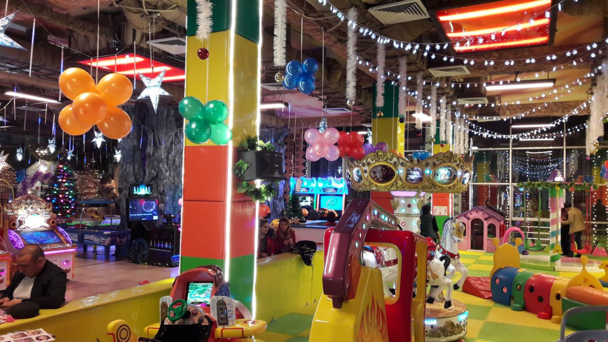 фотография развлекательного комплекса "МАДАГАСКАР" в городе Ачинск