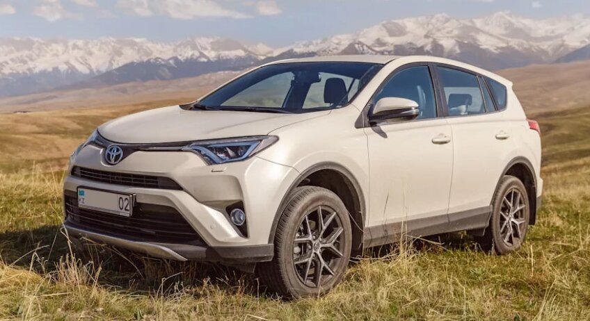 Эволюция Тойота РАВ4 - Показываю как преображался один из самых ...