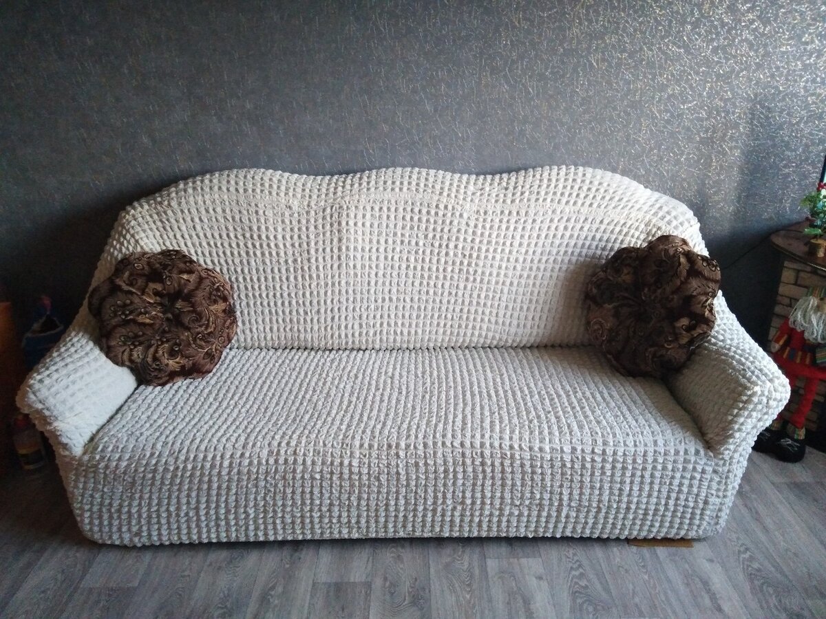 Как обновить старый диван. 3 способа