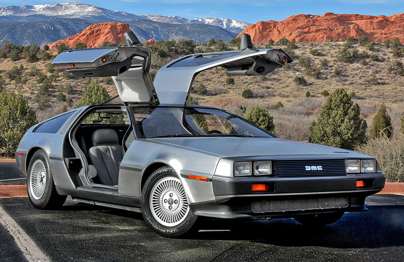 DeLorean DMC-12 