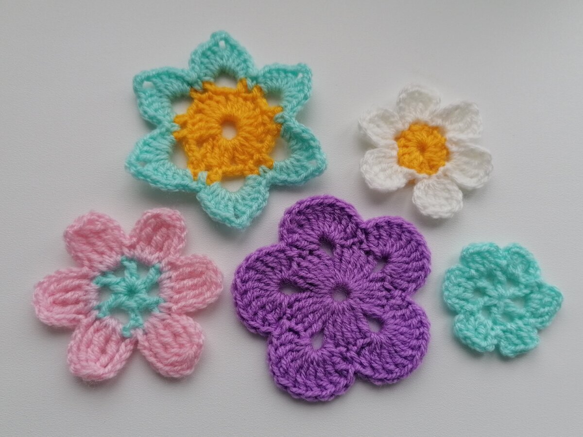 Цветочки из подборки. Фото автора.