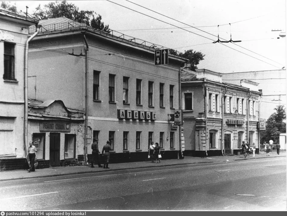 ул. Чернышевского дома № 45 стр 1 и стр 2, 1987 г. Фото И. Нагайцева.