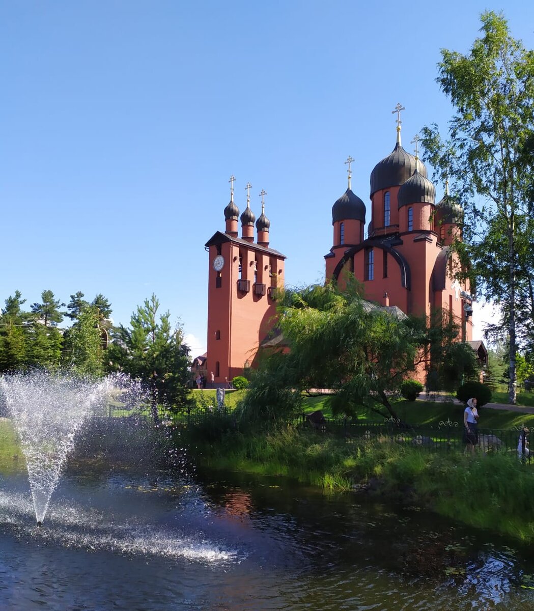 Храм архистратига Михаила в Токсово (Лен.область)