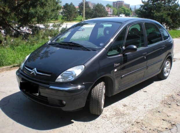 Citroen Xsara Picasso передняя часть, фото с сайта citroen-club.cz