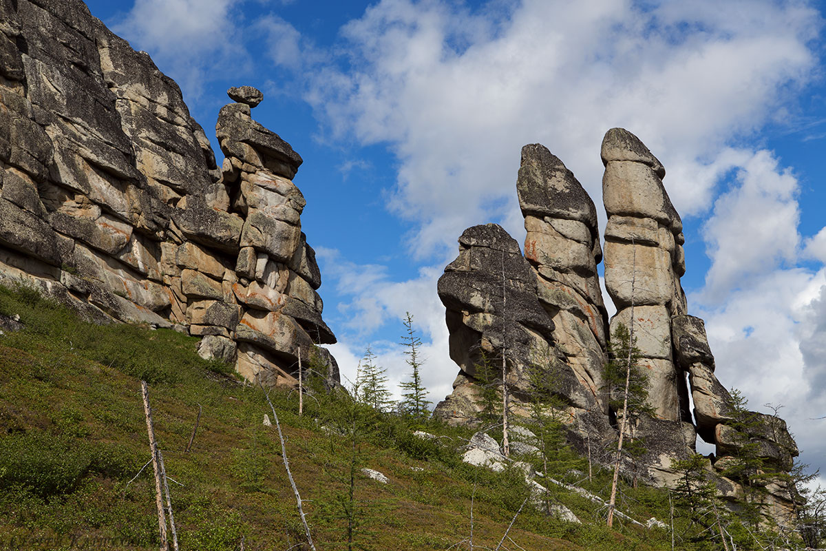 Скалы в крепостной