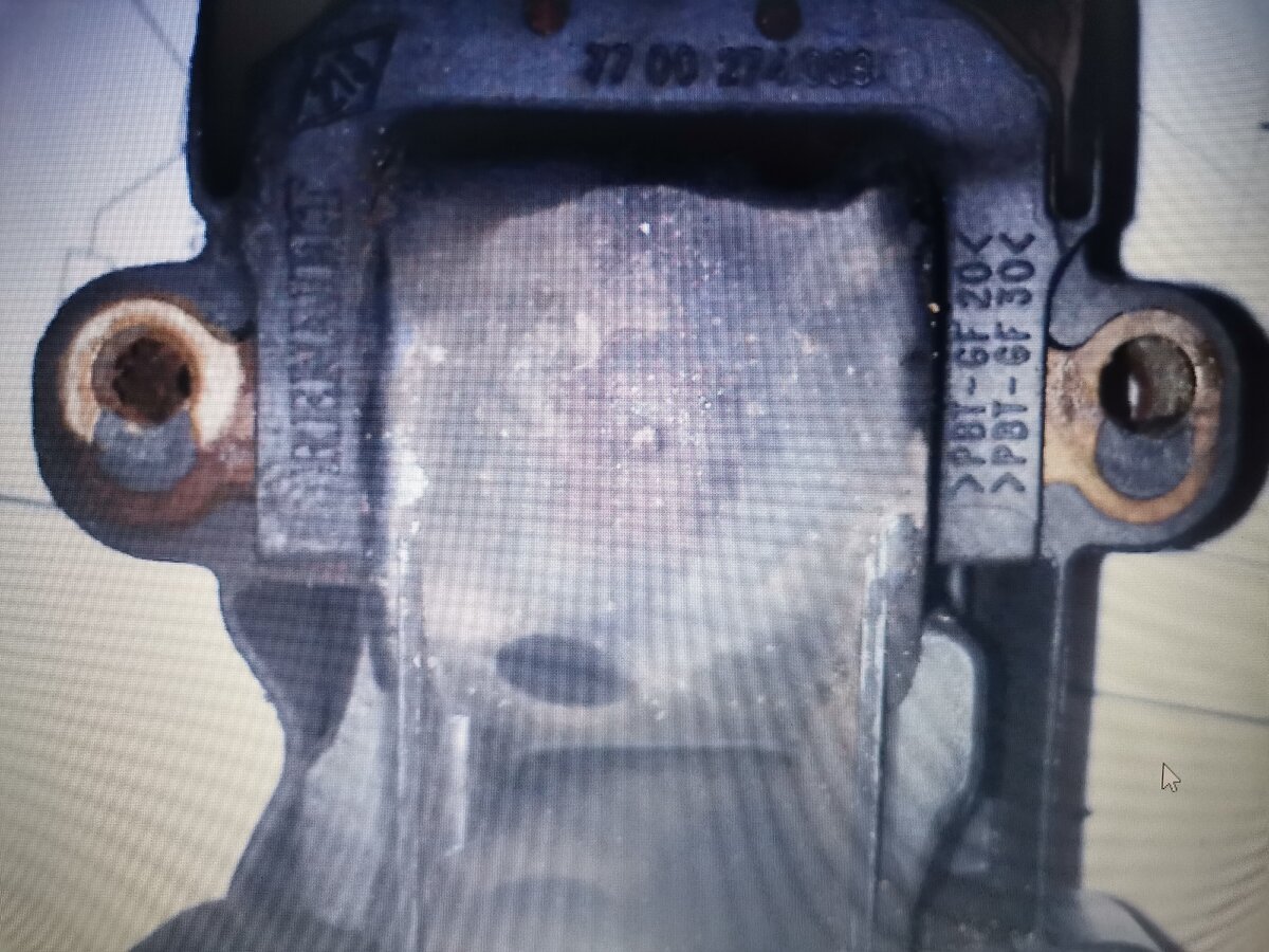 Фото снятой катушки зажигания