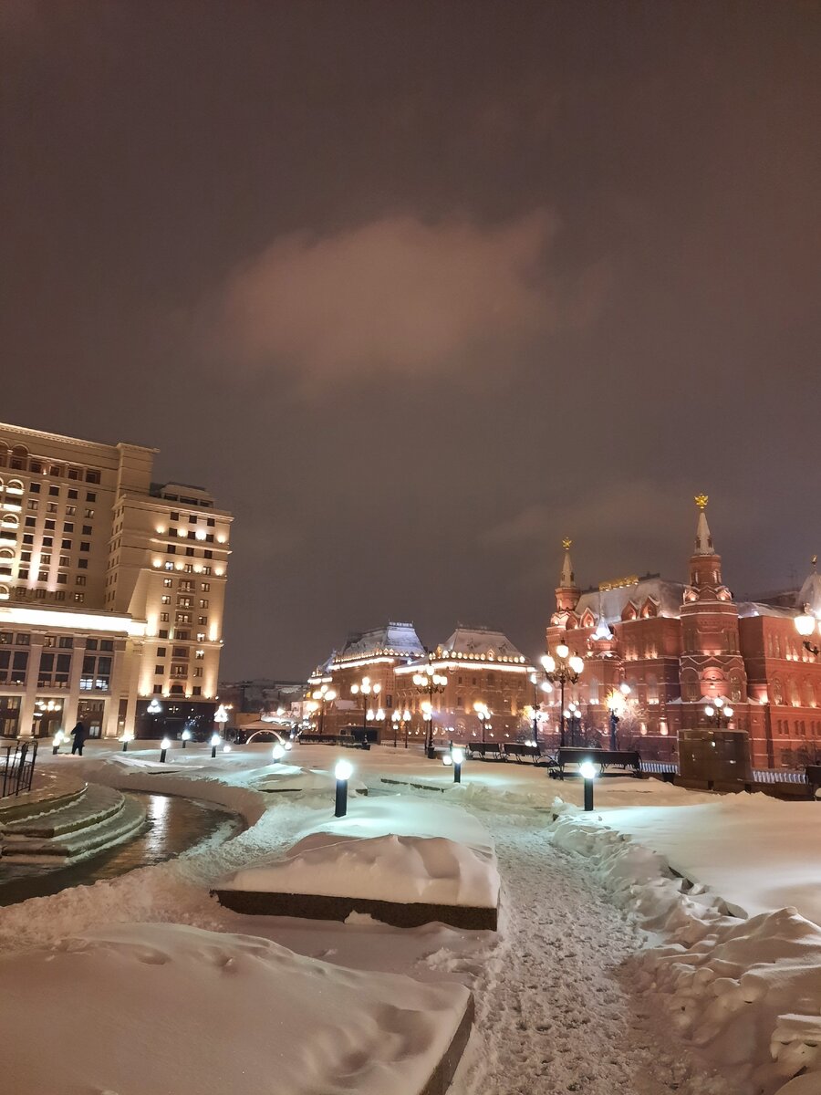 Вечерняя Москва.