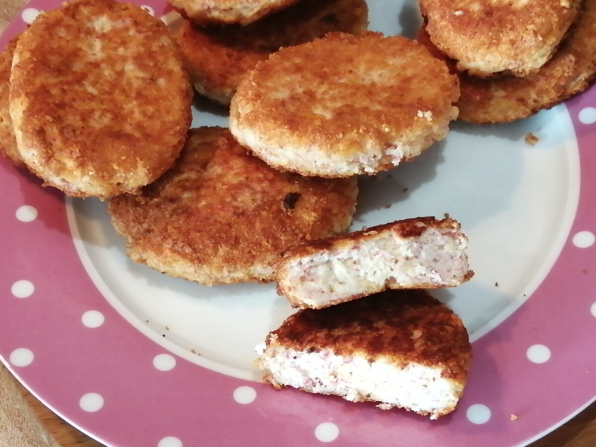 Вкусные и нежные котлеты.