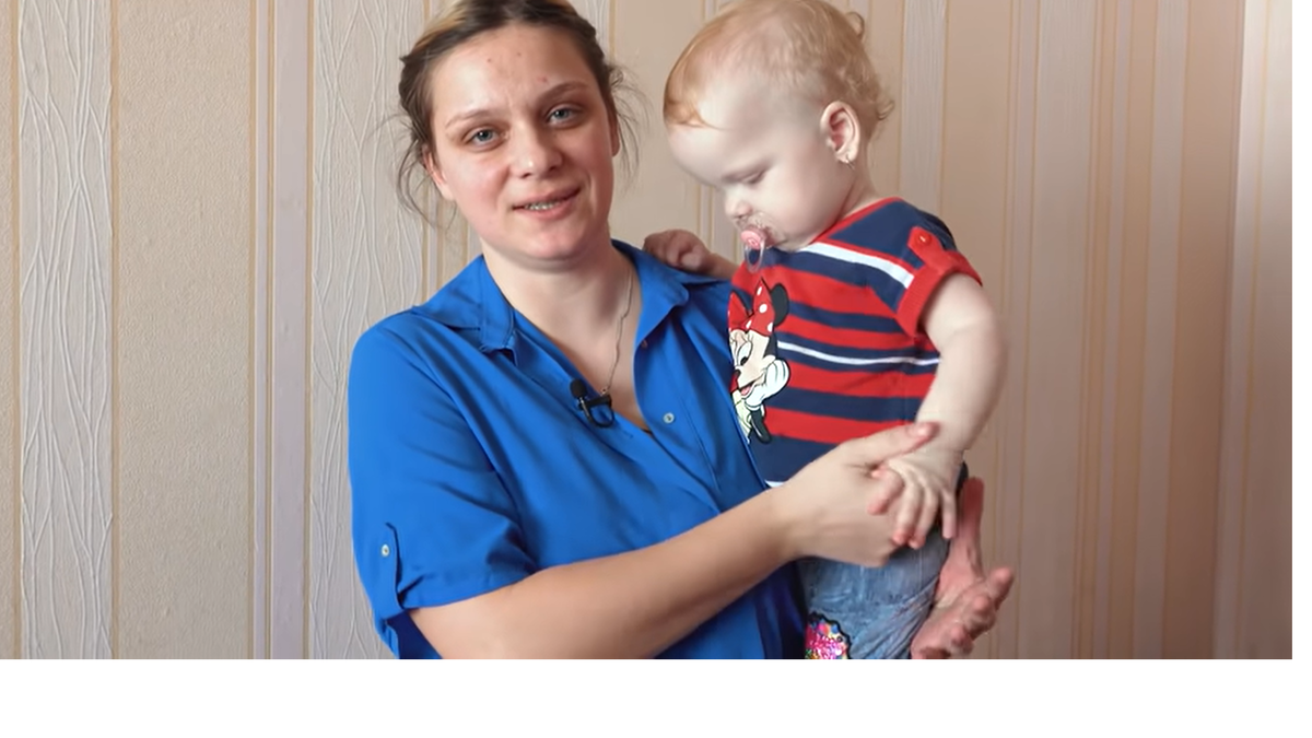 Светлана со своим ребенком