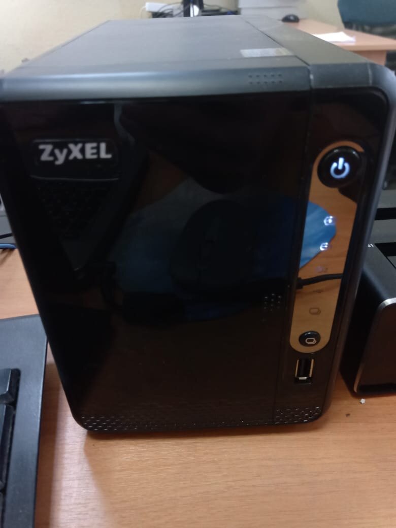 ZYXEL NAS326