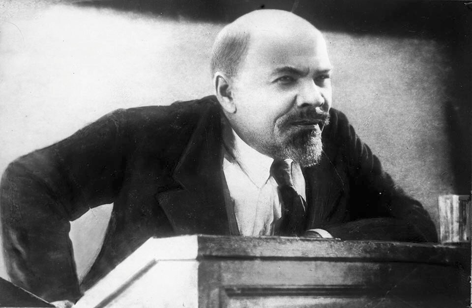 Первый художественный Ленин Василий Никандров