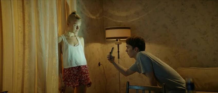 Кадр из сериала HAPPY END